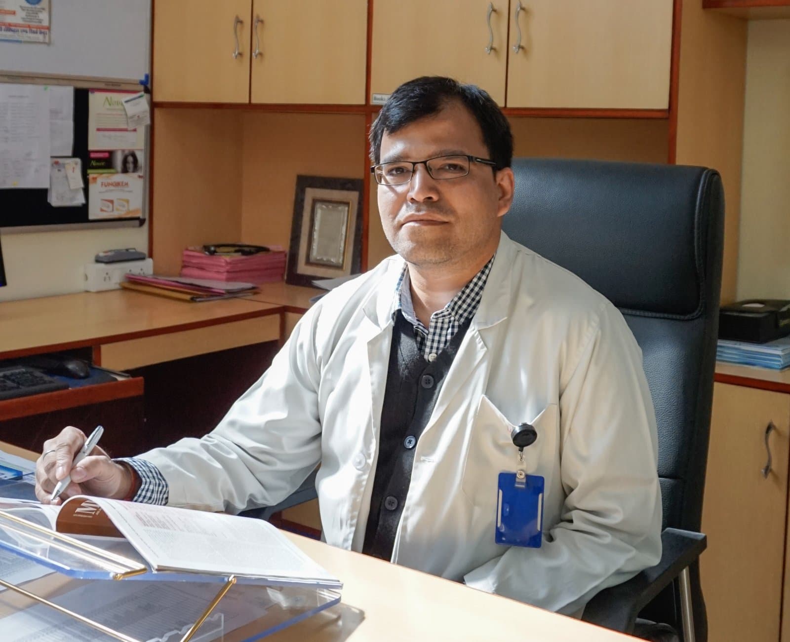 Dr. Amit Garg