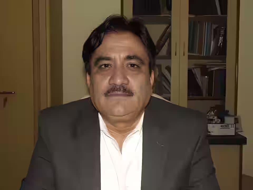Dr. G.S Kalra